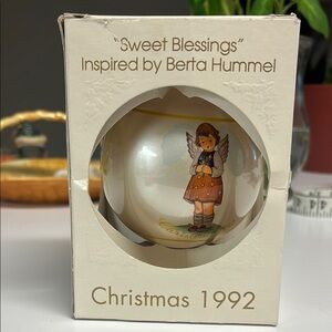 Vintage Hummel Christmas Ornament 1992